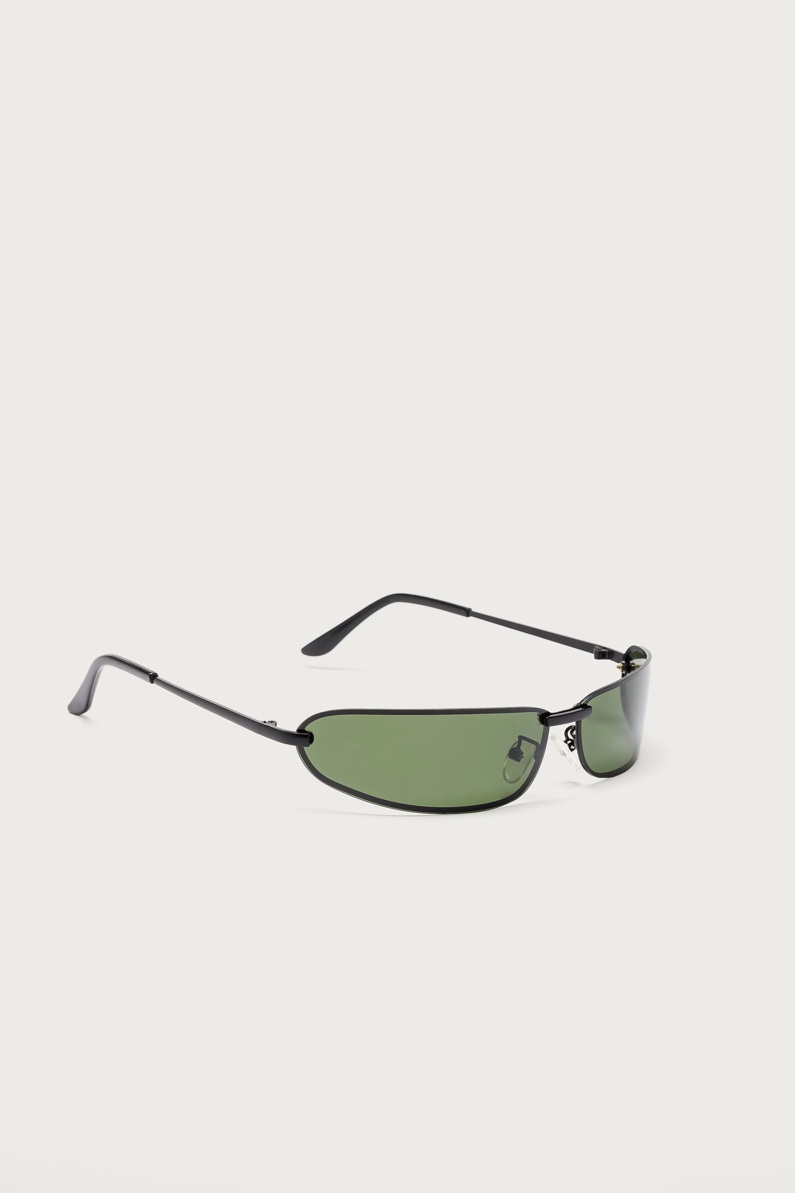 Golden Era Oval Sunglasses - Image 3