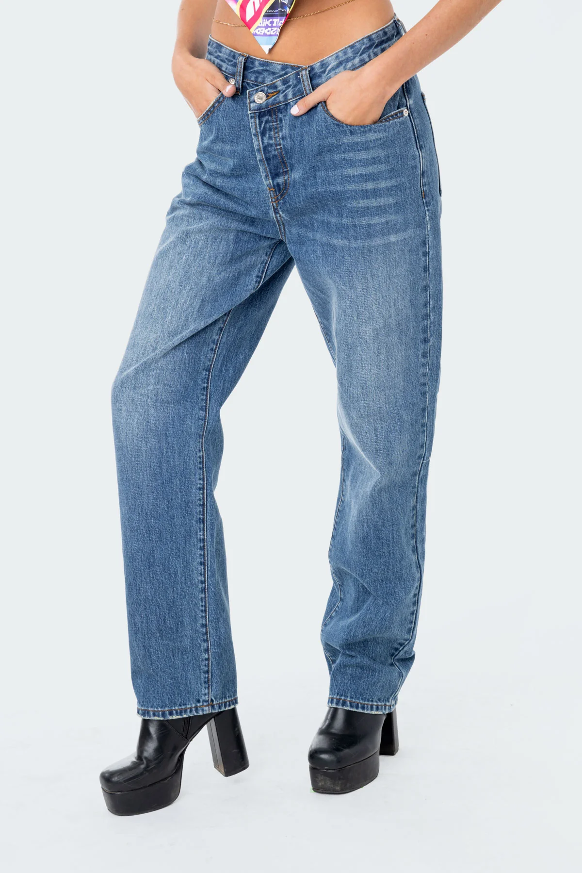 Boyfriend Jeans - Image 4