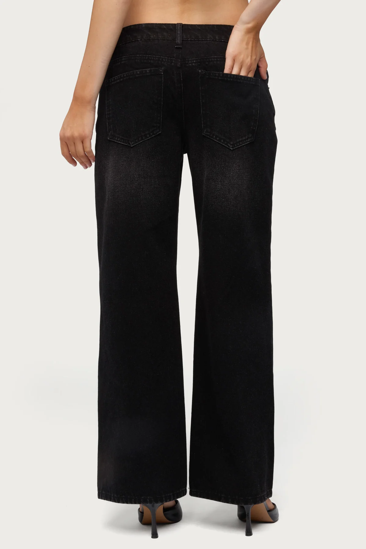 Petite Raelynn Washed Low Rise Baggy Jeans - Image 4