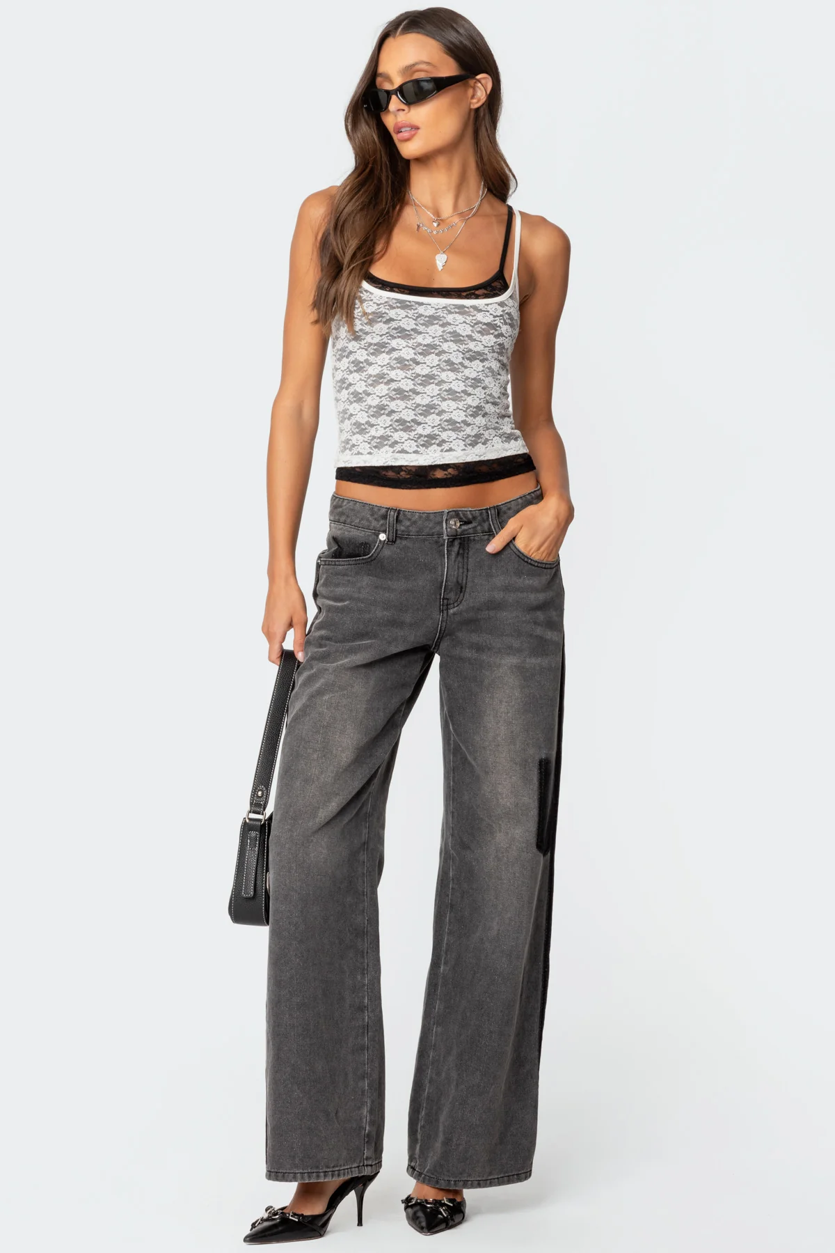 Contrast Pocket Washed Low Rise Baggy Jeans