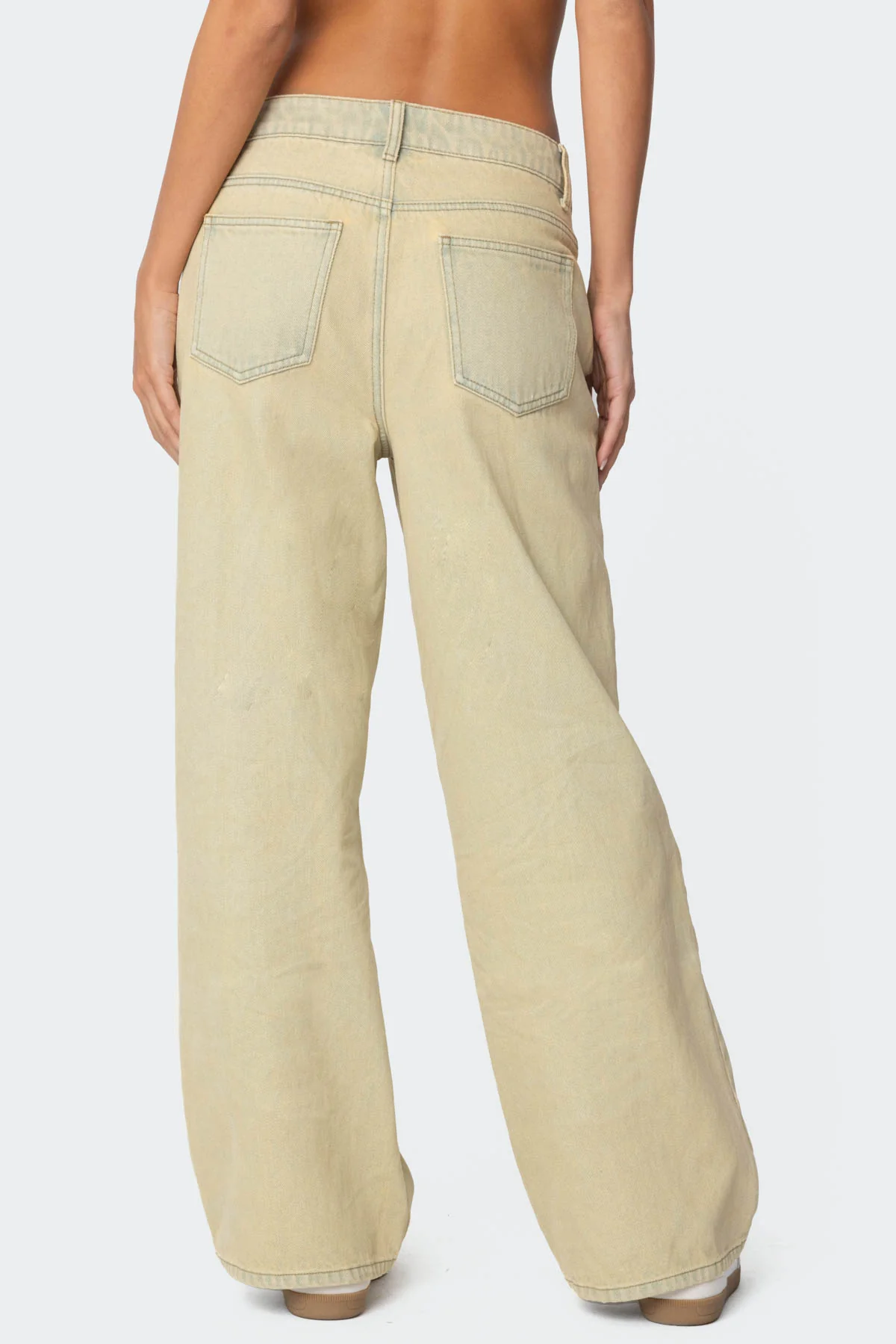 Low Rise Vintage Washed Baggy Jeans - Image 5
