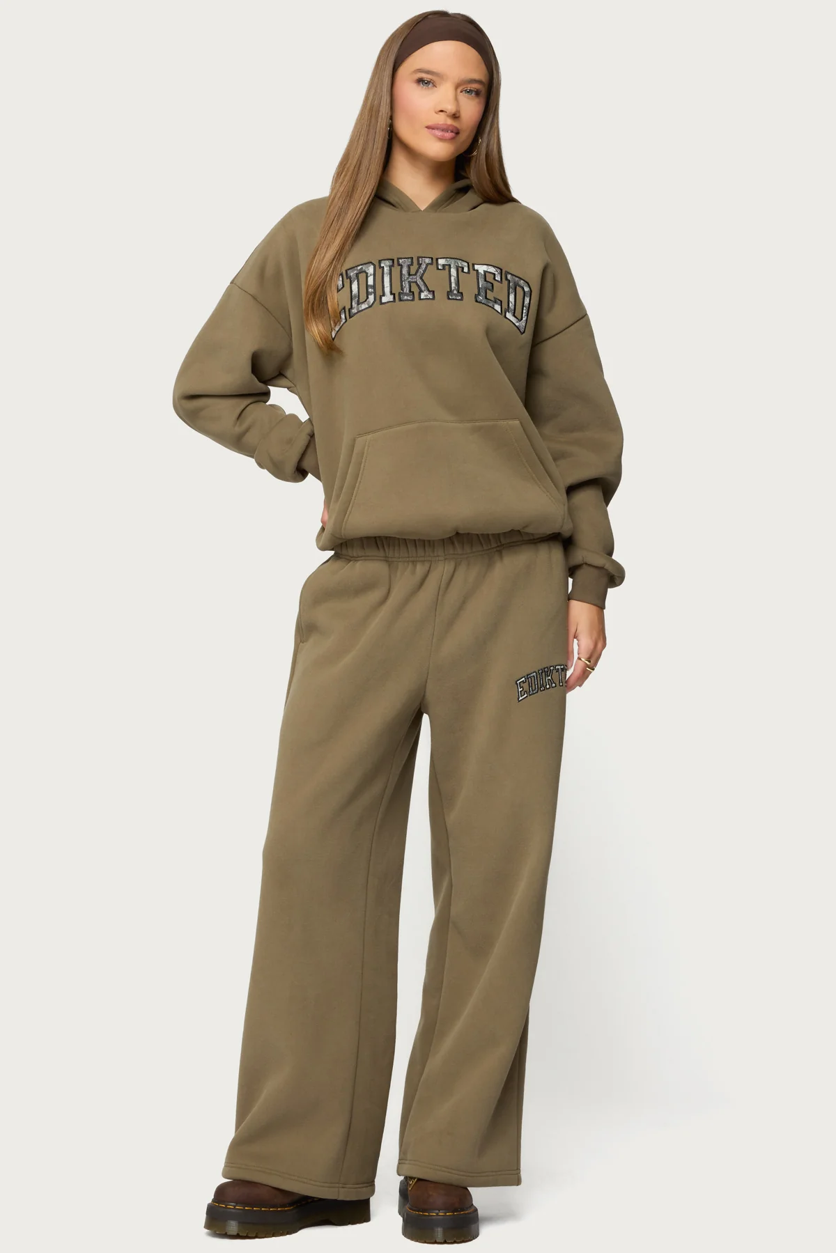 Camo Crush Edikted Sweatpants - Image 5