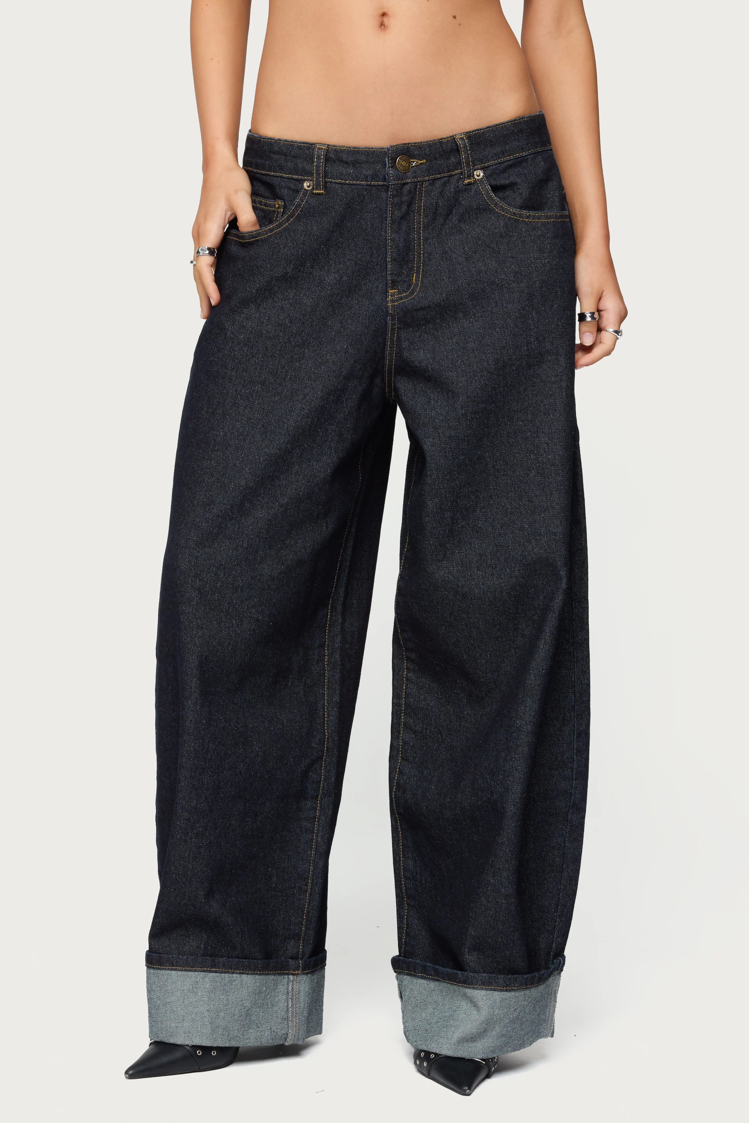 Petite Kella Low Rise Baggy Jeans - Image 2