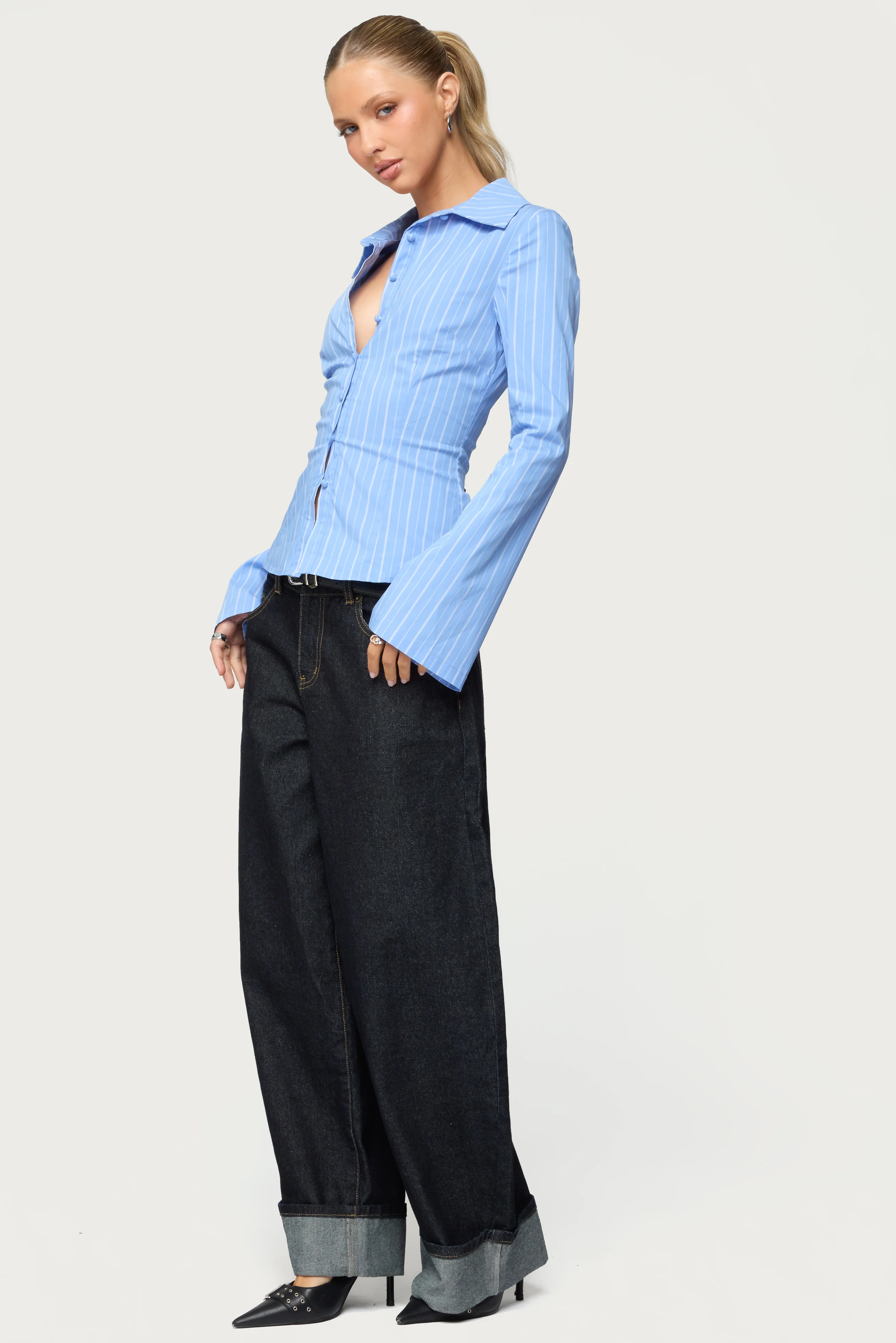 Petite Kella Low Rise Baggy Jeans - Image 3