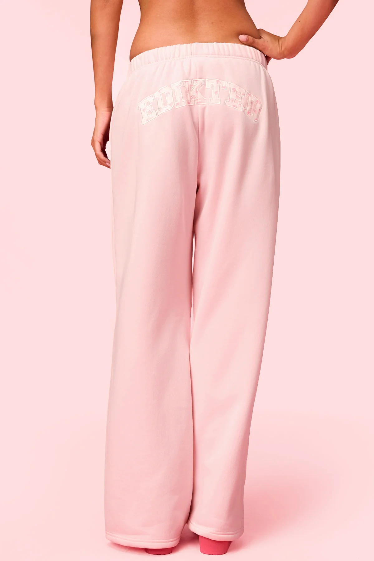 Edikted Hearts Barbie™ Baggy Sweatpants - Image 5